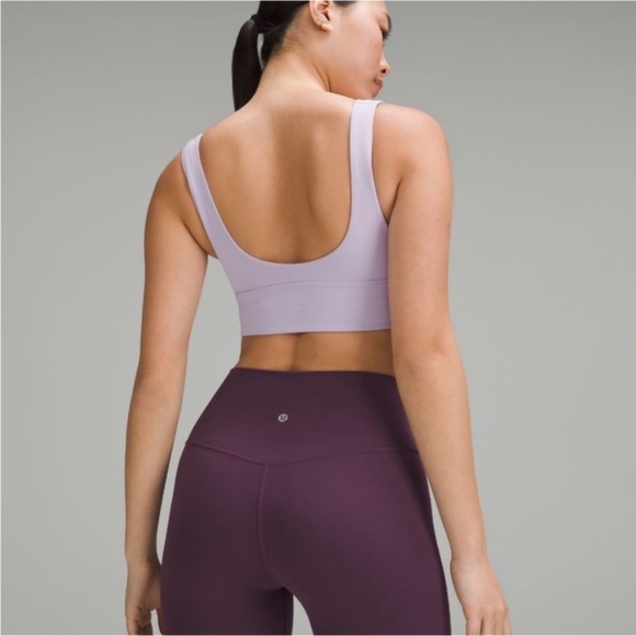 NWT lululemon Align V-Neck Bra Light Support, Size 8 C/D Cup Lilac Ether - Picture 2 of 5
